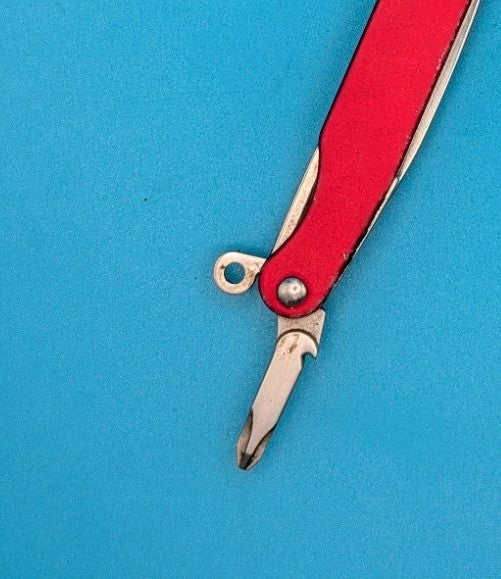 Leatherman Juice C2 Red Multi Tool! RETIRED! *WORN/LOOSE CORKSCREW*