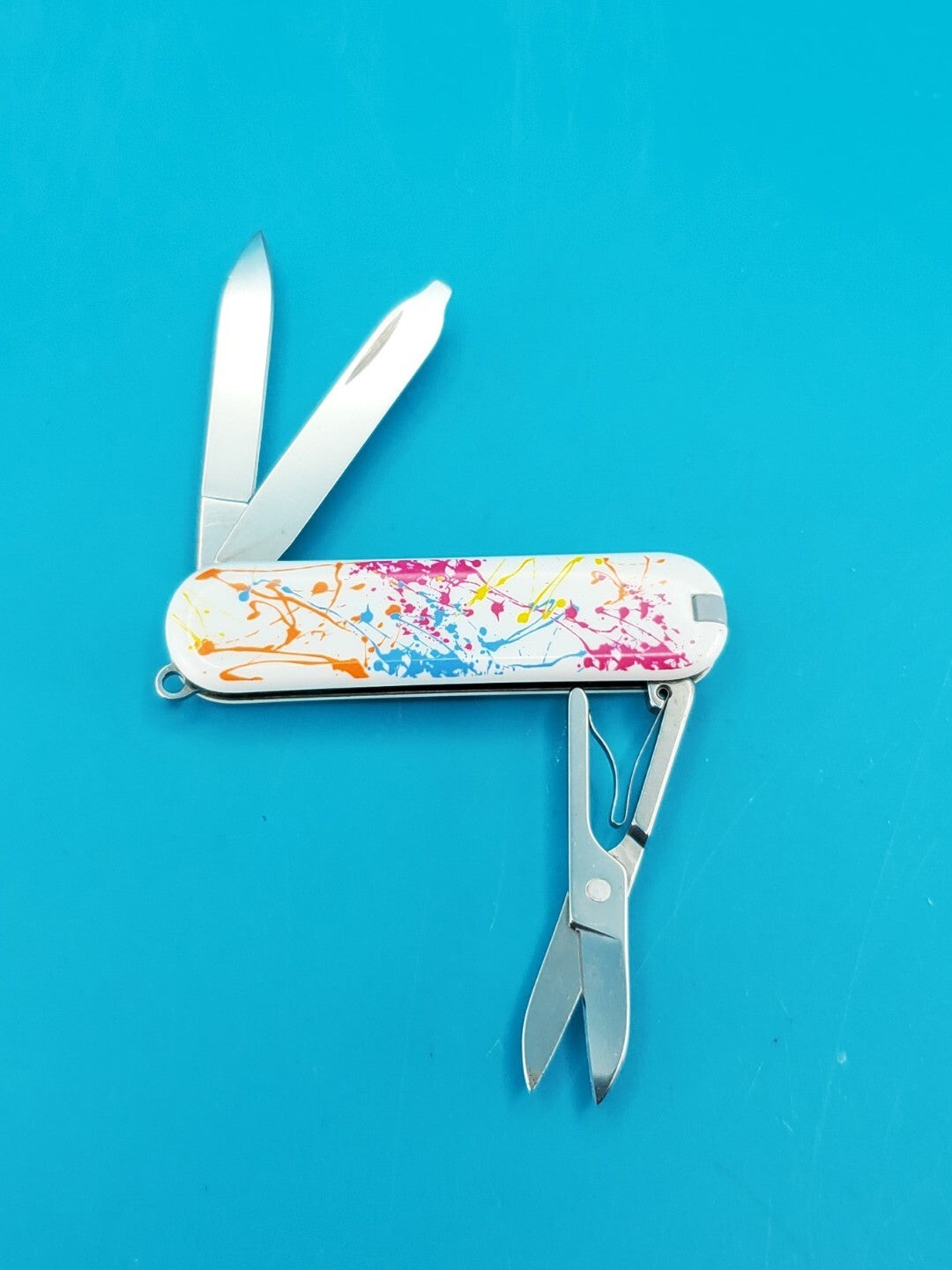 Victorinox Classic Limited Edition 2010 "Splatter" Swiss Army Knife Multi Tool!