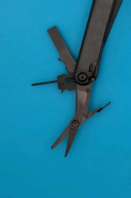 Leatherman Wave Plus + Multi-Tool! FAST SHIPPING! BLACK OXIDE!