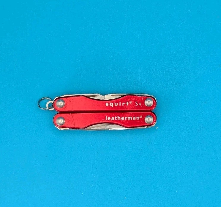 Leatherman Squirt S4 Multi-Tool, Key Ring, Retired, RED!