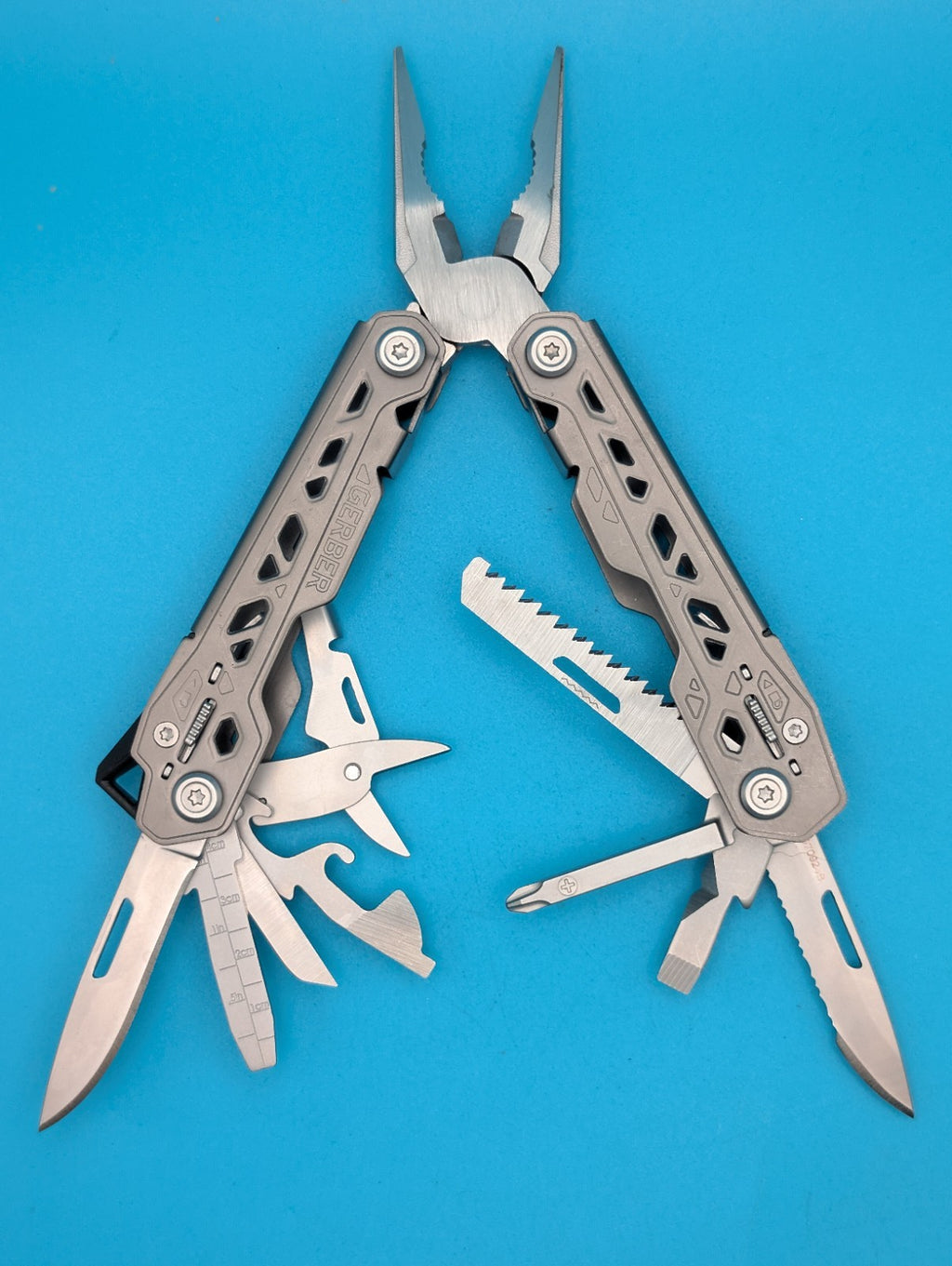Gerber Truss Multi-Tool! FAST SHIPPING!