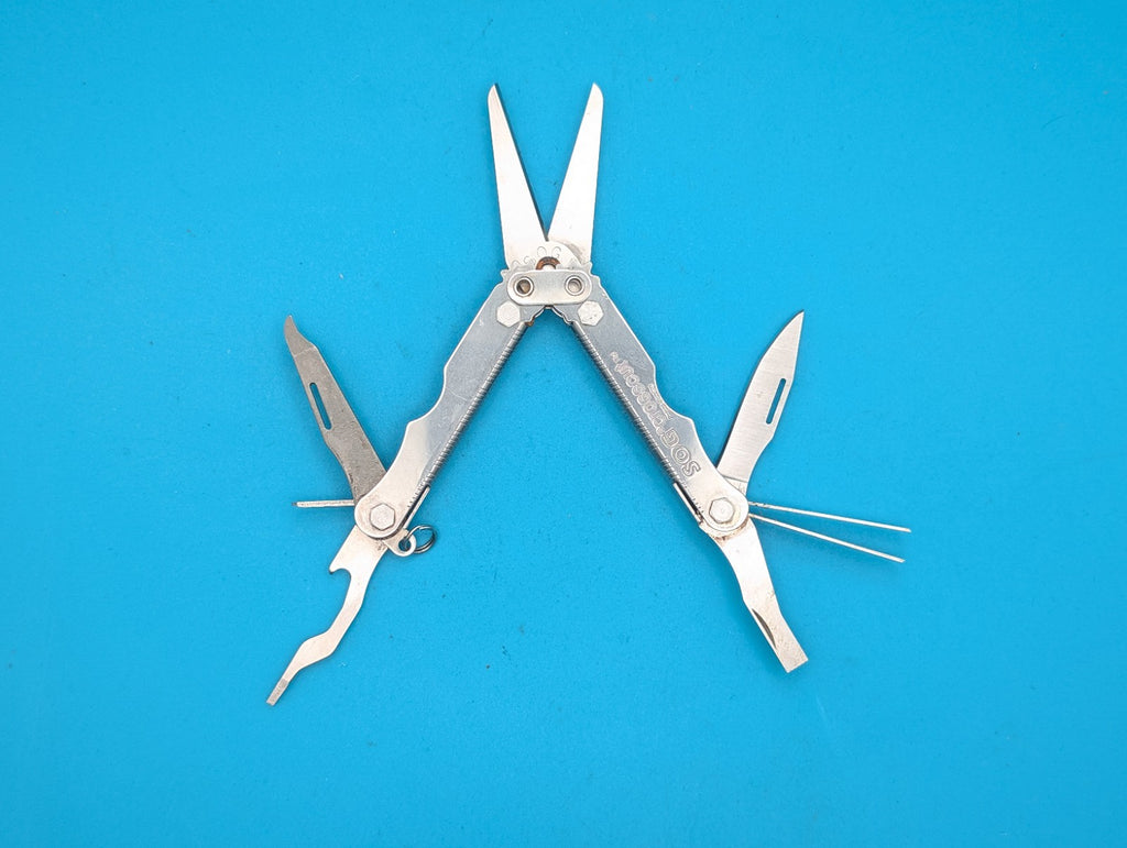 SOG Crosscut Multitool Knife!