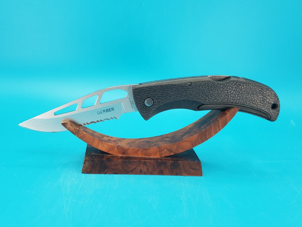 Gerber EZ Out Pocket Knife Lockback Combo Edge Blade USA