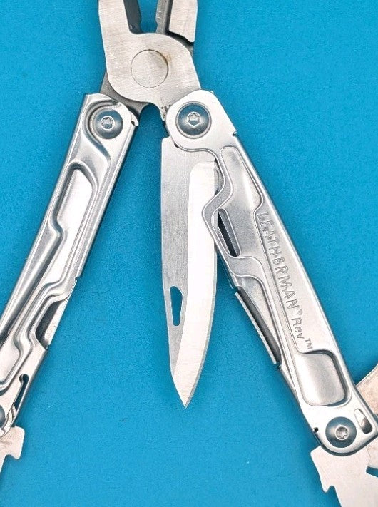 Leatherman Rev 3.8" Multi-Tool, Stainless!