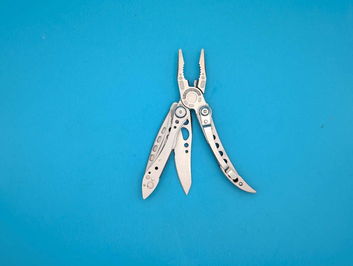 Leatherman Freestyle Multi-Tool - Discontinued - FAST SHIPPING!