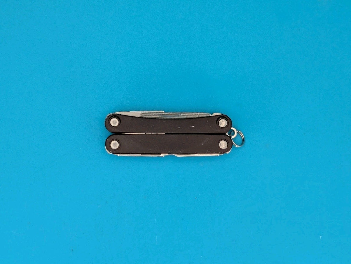 Leatherman SQUIRT PS4 Multi-Tool With Pliers Scissors Knife BLACK!