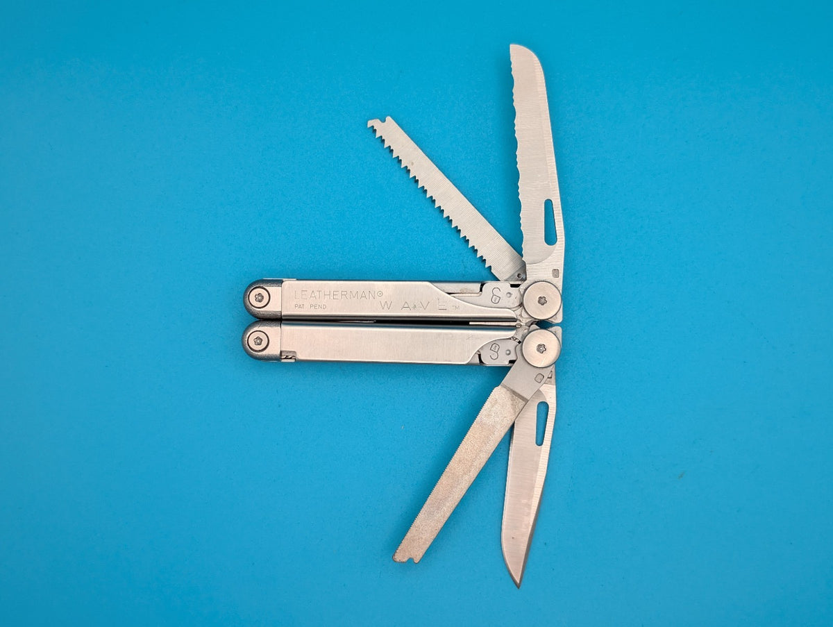 Leatherman Wave Original Vintage Retired, Dated 0301 (MAR, 2001) EXCELLENT!