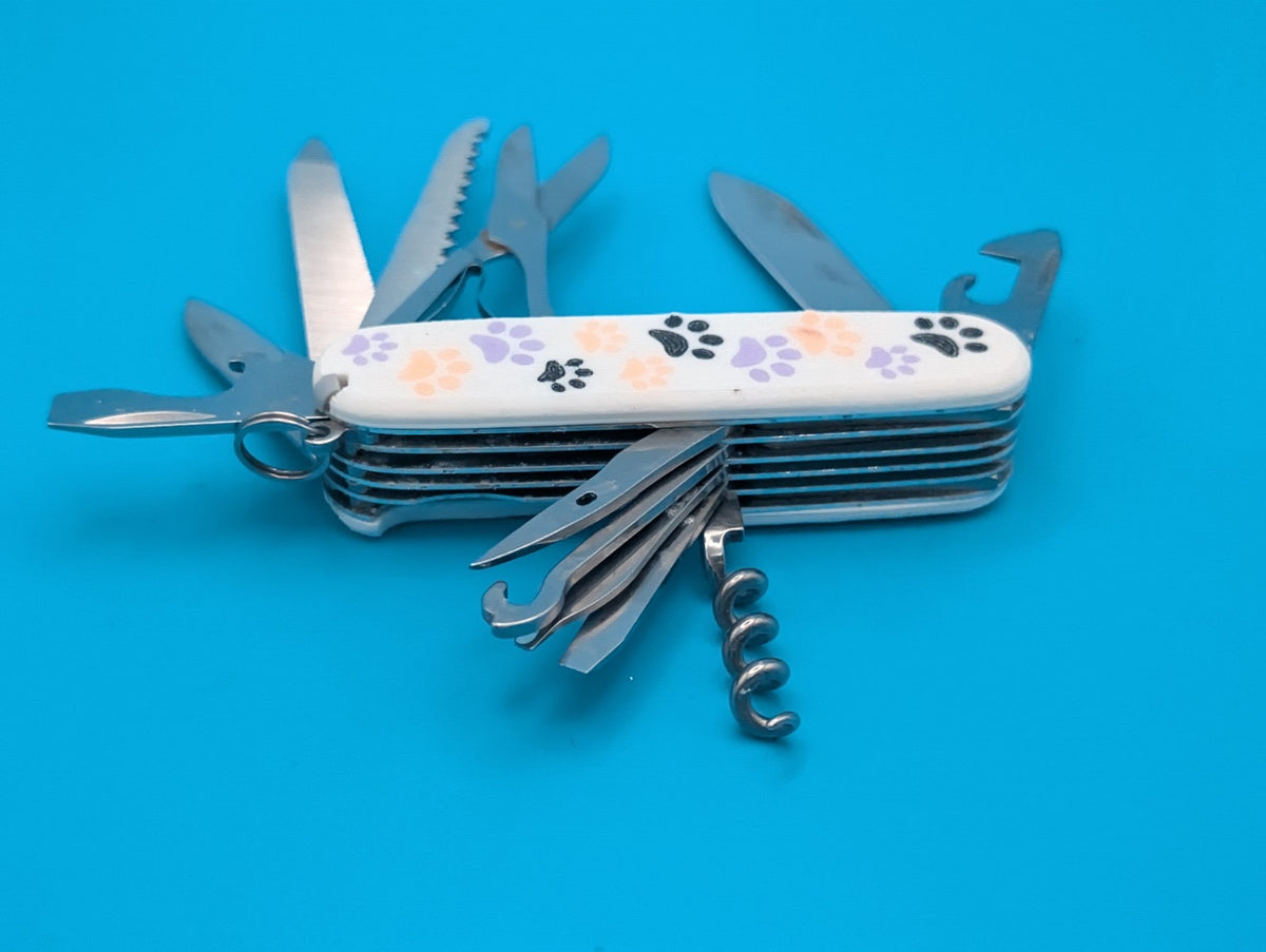 Victorinox Ranger Swiss Army Knife Multi-Tool! PAW PRINT SCALES!