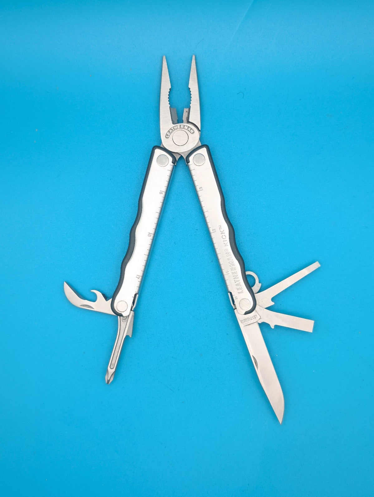 Leatherman Kick Multi-Tool, Knife, Pliers, Retired, Collectible!
