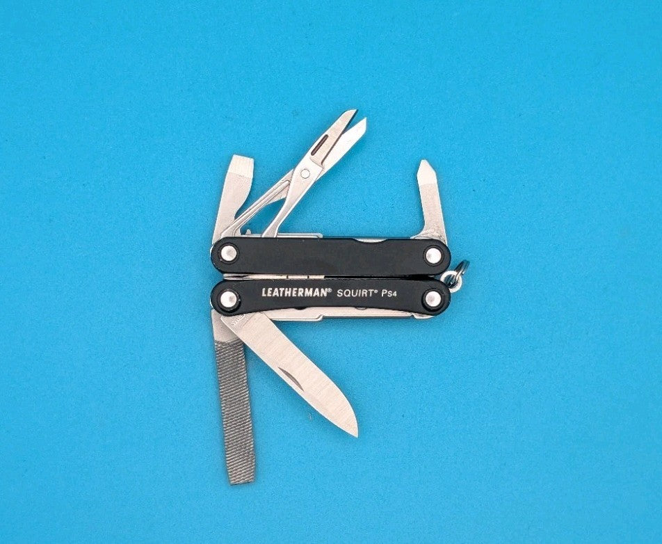 Leatherman SQUIRT PS4 Multi-Tool With Pliers Scissors Knife BLACK! *SIGNET*