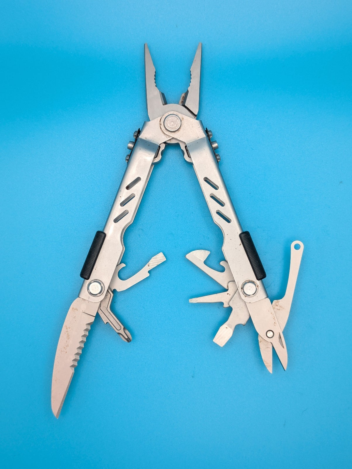 Gerber MP400 Compact Multitool Stainless Steel! USED/SOME RUST