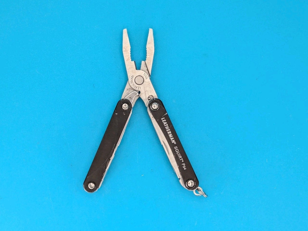 Leatherman SQUIRT PS4 Multi-Tool With Pliers Scissors Knife BLACK!