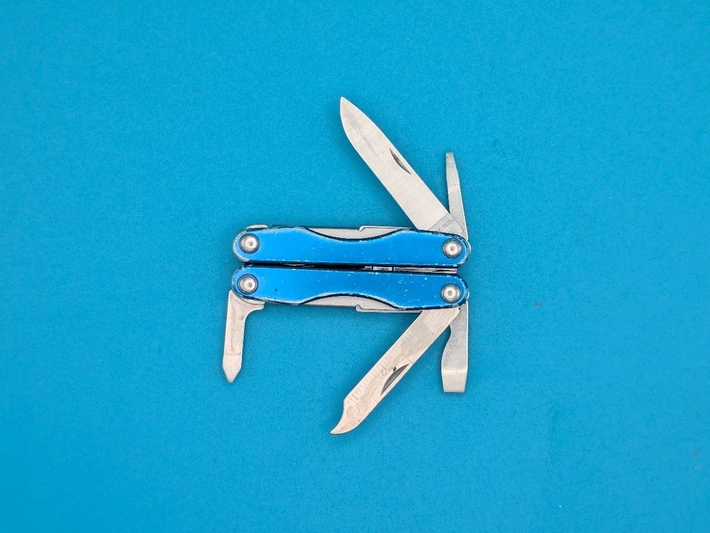 Leatherman Squirt S4 Multi-Tool, Key Ring, Retired, Blue