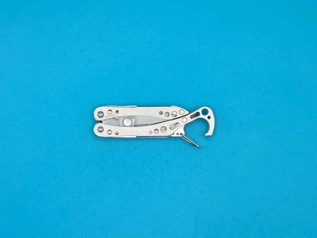Leatherman Style CS Red Multi-Tool! FAST SHIPPING!