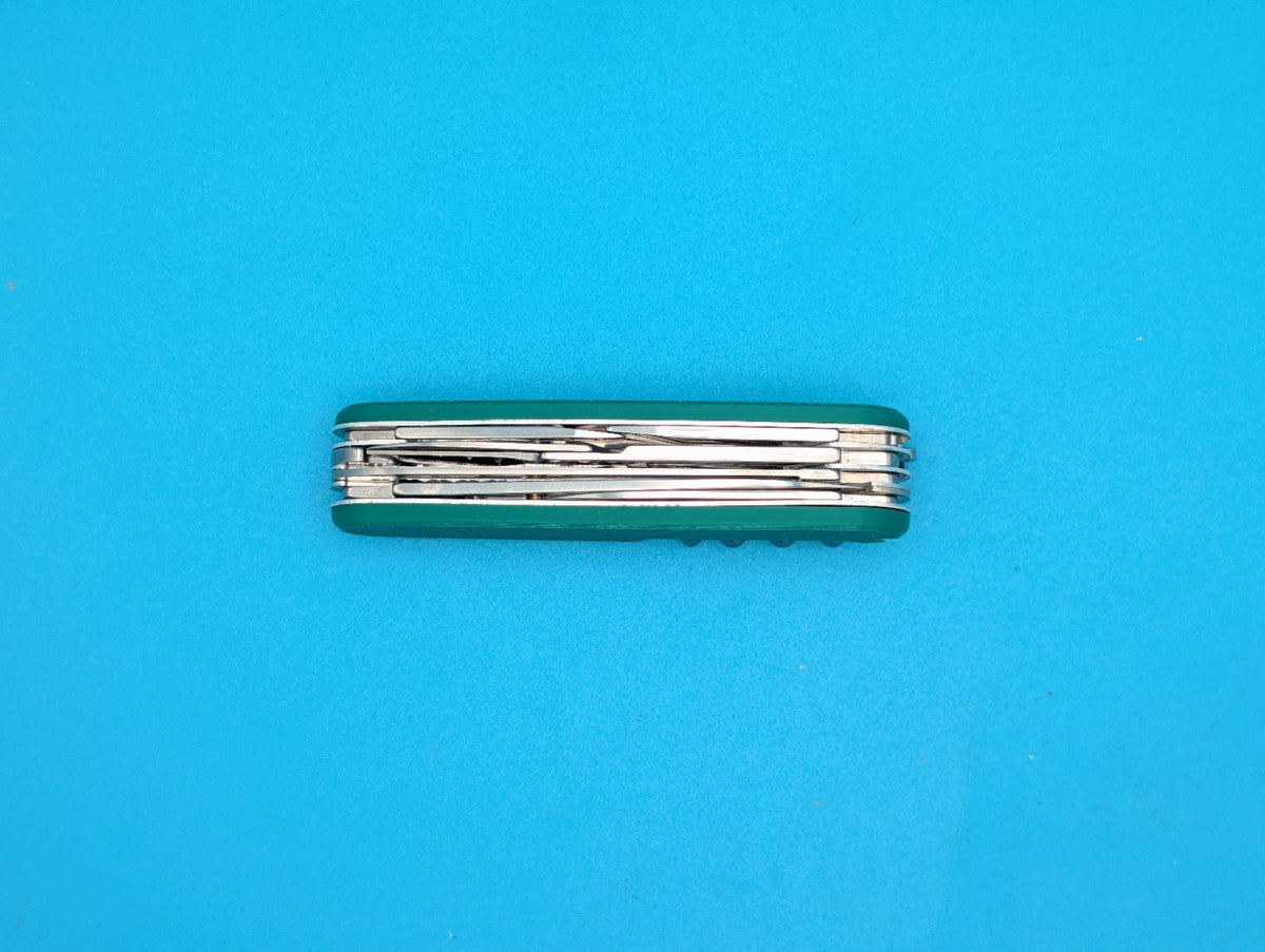 Custom Victorinox Huntsman Green Swiss Army Knife Multi Tool!