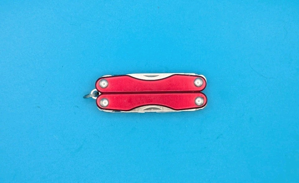Leatherman "Squirt S4" Stainless Steel Multi Tool - RED!
