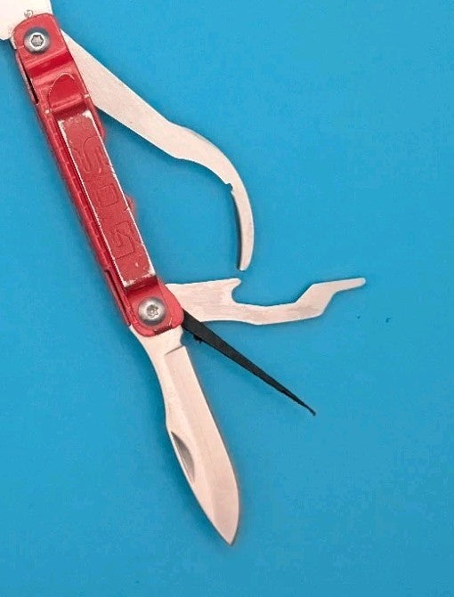 SOG Supreme Snippet Compact Scissors Multi Tool Folding Knife Red!