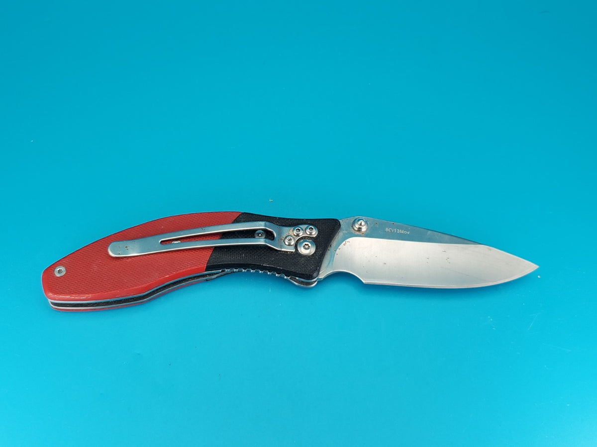 Vintage Bee L06 Liner Lock Plain Edge Folding Pocket Knife!