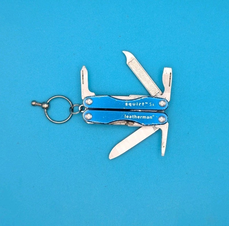 Leatherman Squirt S4 Multi-Tool, Key Ring, Retired, BLUE!