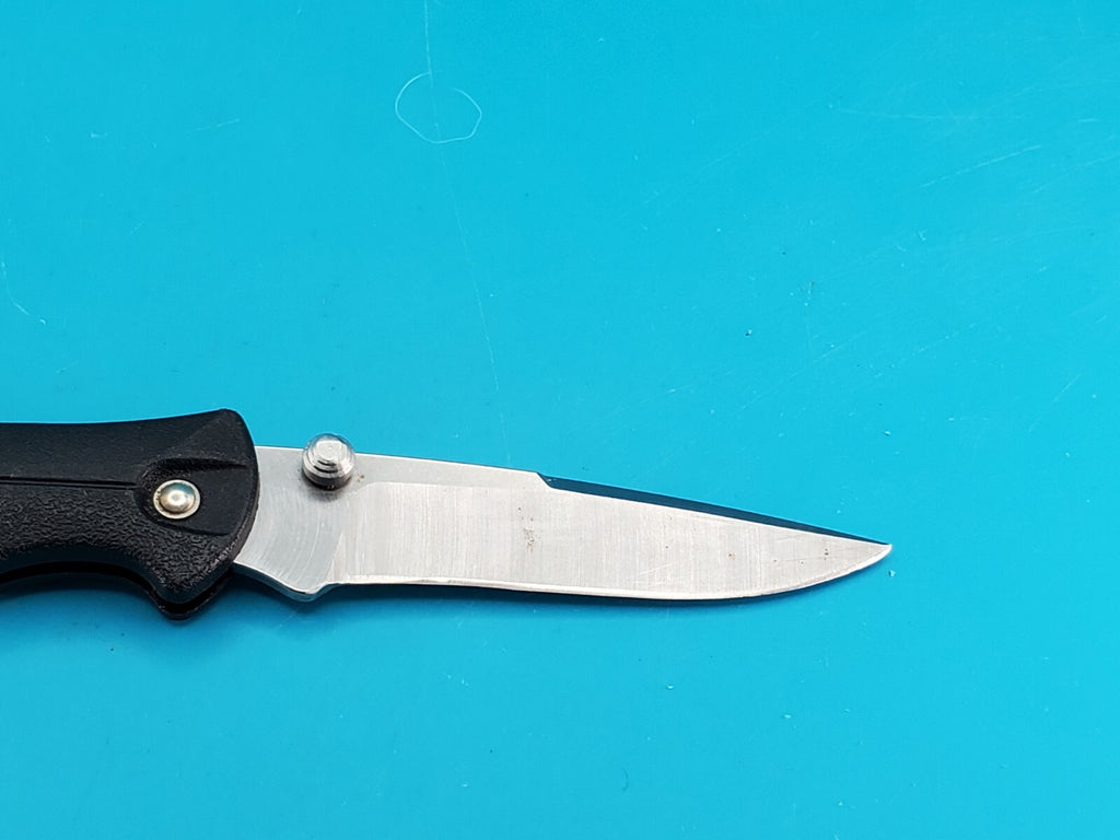 Buck USA Buckmasters 484 Pocket Knife Dated 2014 Plain Blade Black Handle