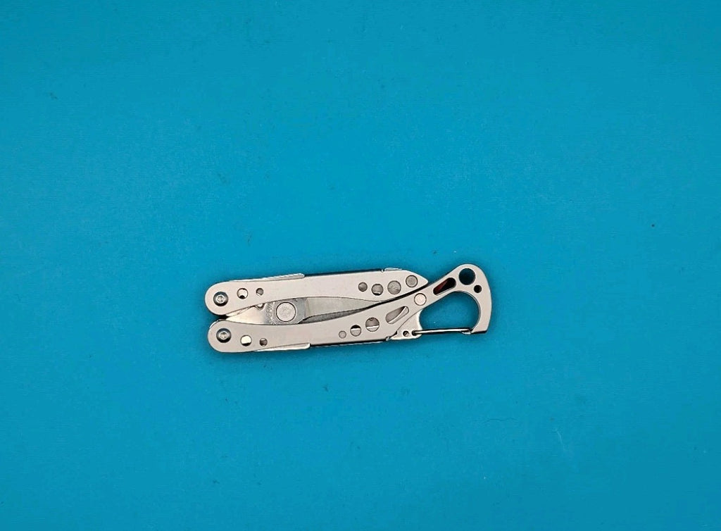 Leatherman Style CS Red Multi-Tool! FAST SHIPPING!