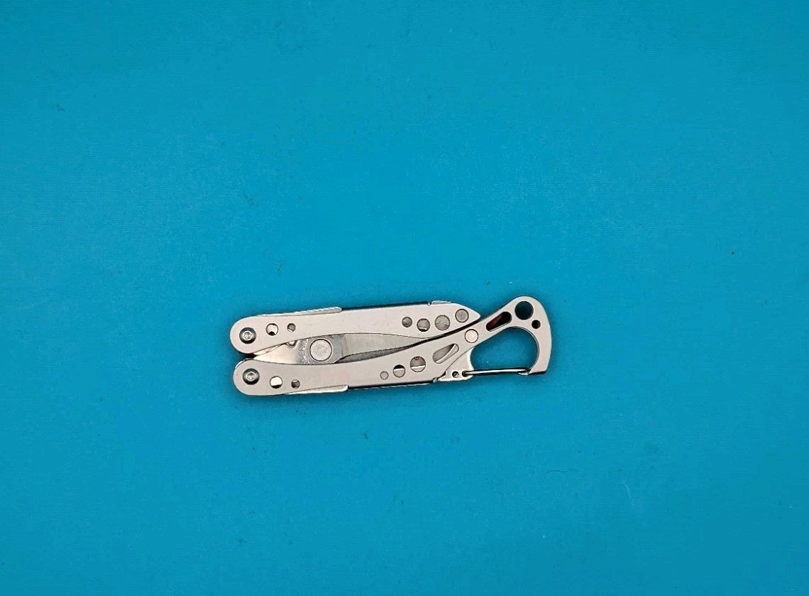 Leatherman Style CS Red Multi-Tool! FAST SHIPPING!
