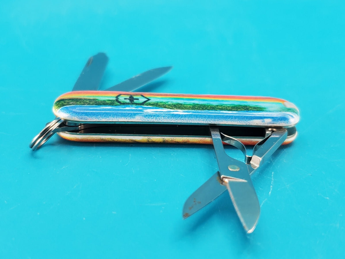 Victorinox Classic SD Yellowstone Prismatic Lake Swiss Army Knife Multi Tool!