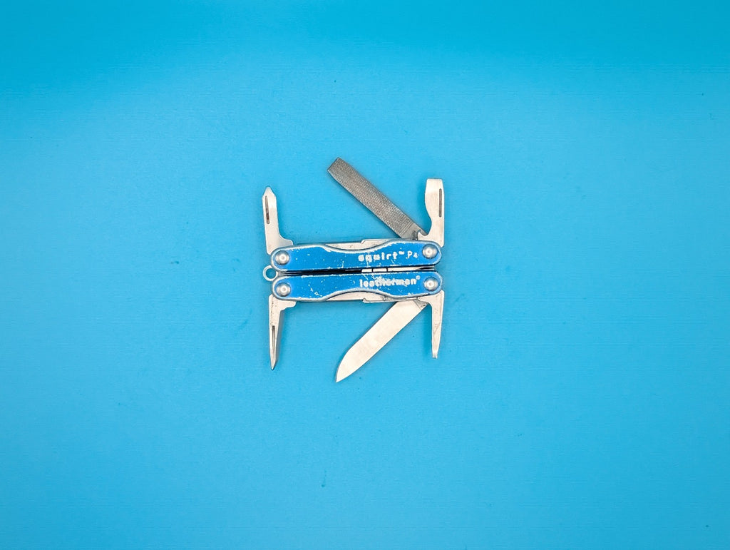 Leatherman Squirt P4 Multi-Tool, Key Ring, Retired, BLUE!