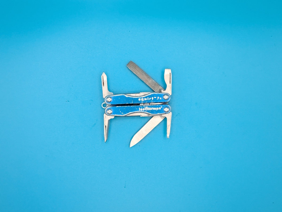 Leatherman Squirt P4 Multi-Tool, Key Ring, Retired, BLUE!