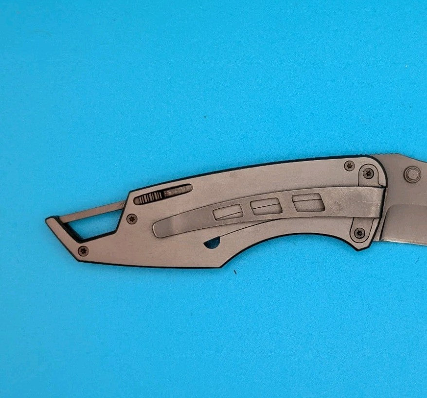 Gerber Descent II Plain Edge Folding Pocket Knife! Discontinued