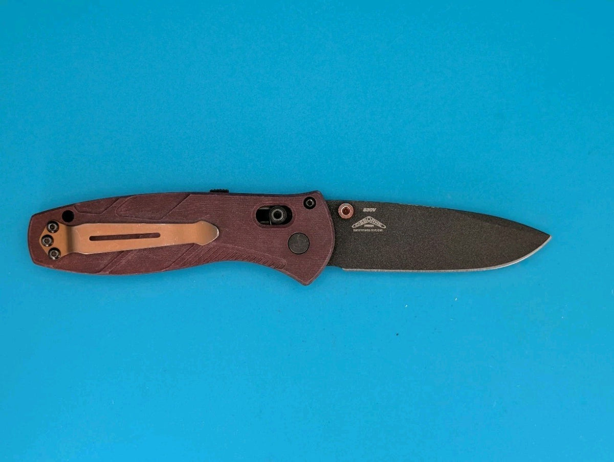 Benchmade 585BK-04 Mini Barrage Redstone Richlite 2.91" S30V Black Cerakote AXIS