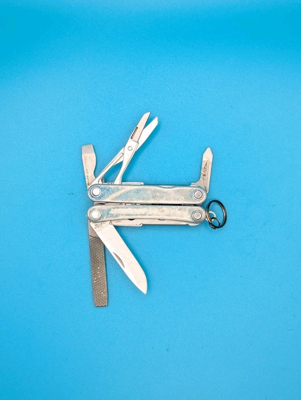 Leatherman Squirt ES4 Multi-Tool Knife Wire Strippers Electrician! BLUE!