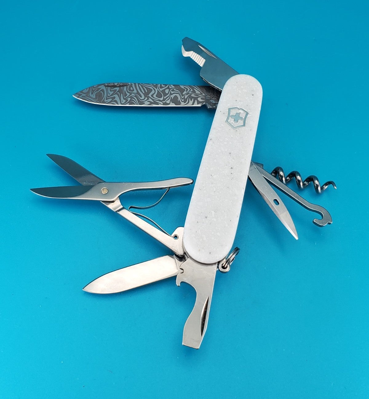 2025 Victorinox Companion Corian Handle Damast Blade Swiss Army Knife #4879/7000