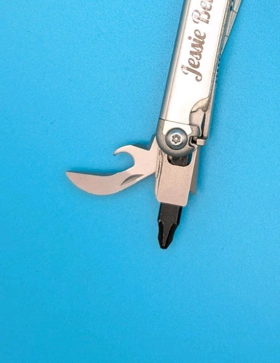 Leatherman Wave Plus Multi-Tool, Jessie Bentley