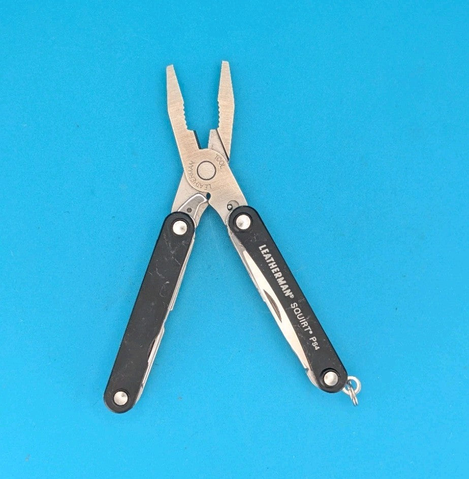 Leatherman SQUIRT PS4 Multi-Tool With Pliers Scissors Knife BLACK!