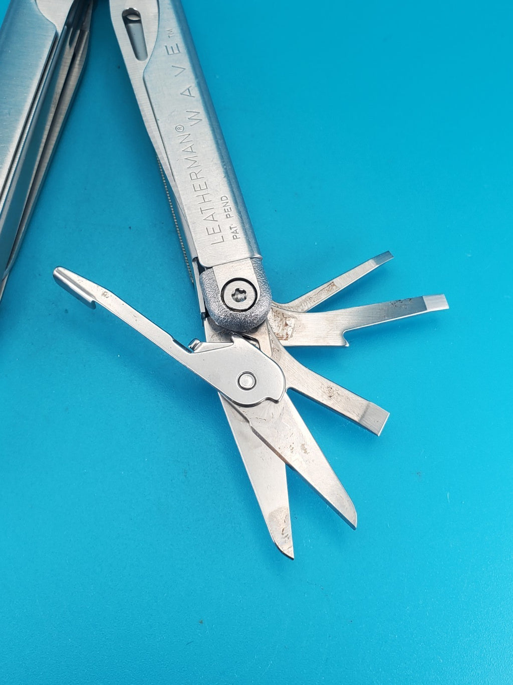 Leatherman Wave Original Vintage Retired, Dated 0401 (APR, 2001)