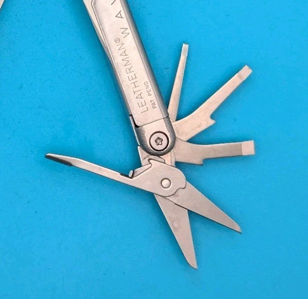 Leatherman Wave Original Vintage Retired, Dated 0399 (Mar, 1999)