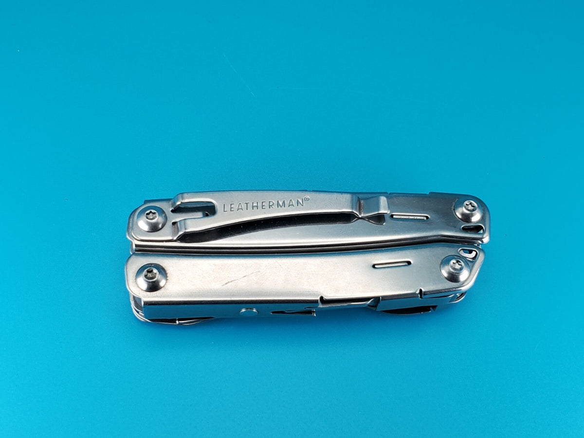 LEATHERMAN WINGMAN MULTI-TOOL! FAST SHIPPING!