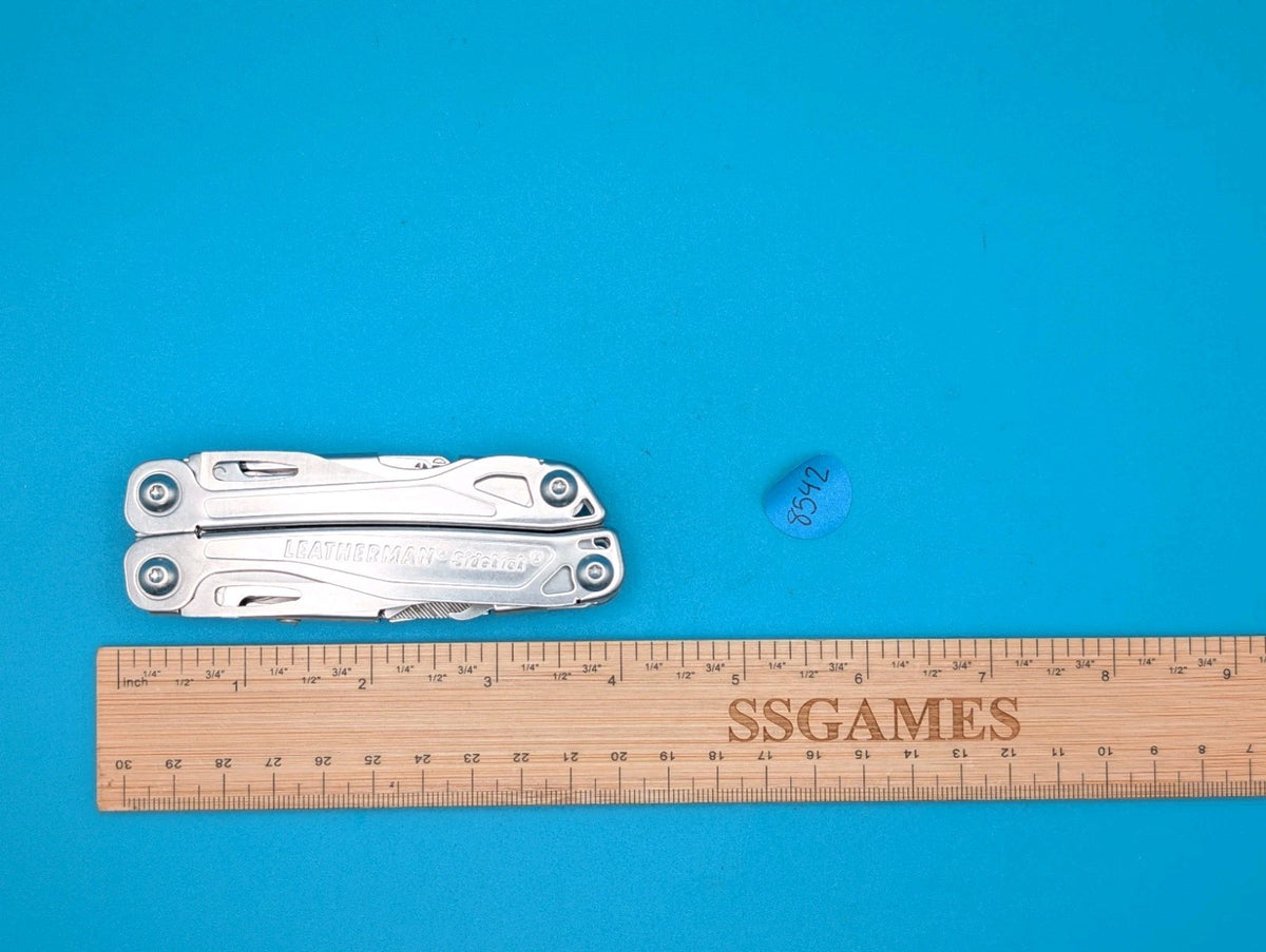 Leatherman Sidekick Multi-Tool, Knife, Pliers, Saw, Stainless