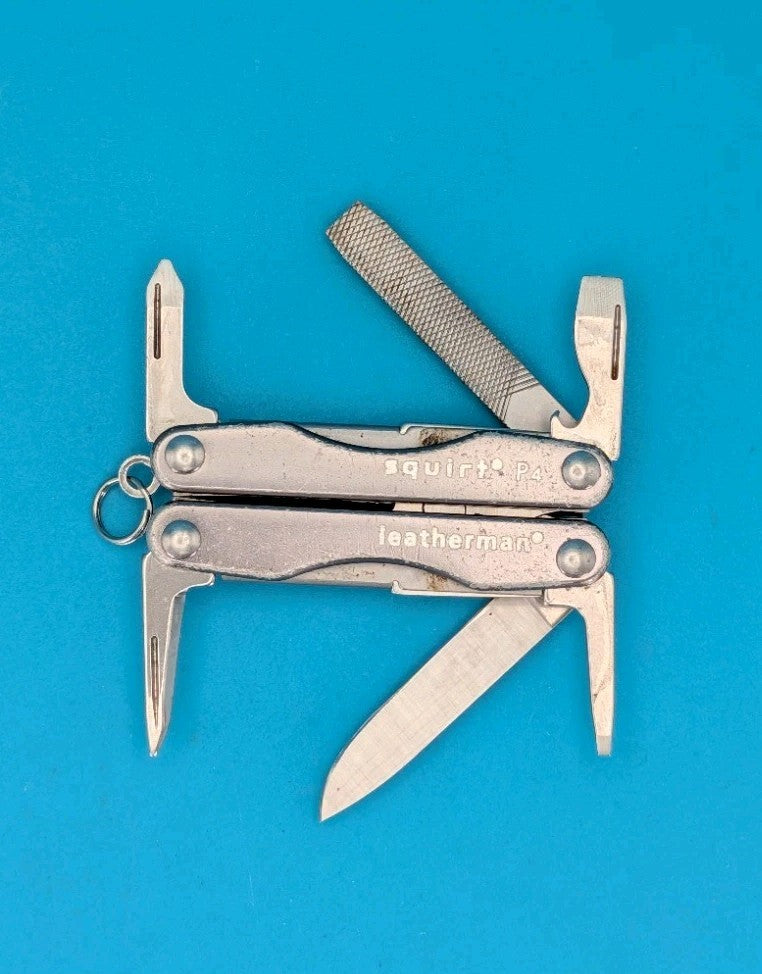 Leatherman Squirt P4 Multi-Tool, Key Ring, Retired, GRAY!