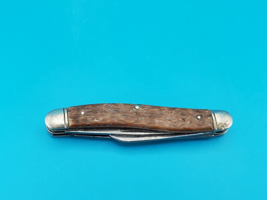 Camillus New York USA #69 Premium Stock Knife Jigged Bovine Bone 1950’s Era