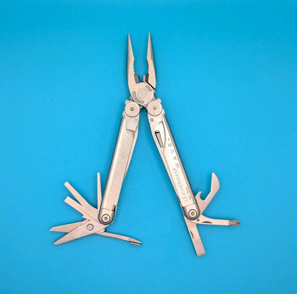 Leatherman Wave Original Vintage Retired, Dated 1199 (NOV, 1999) EXCELLENT!
