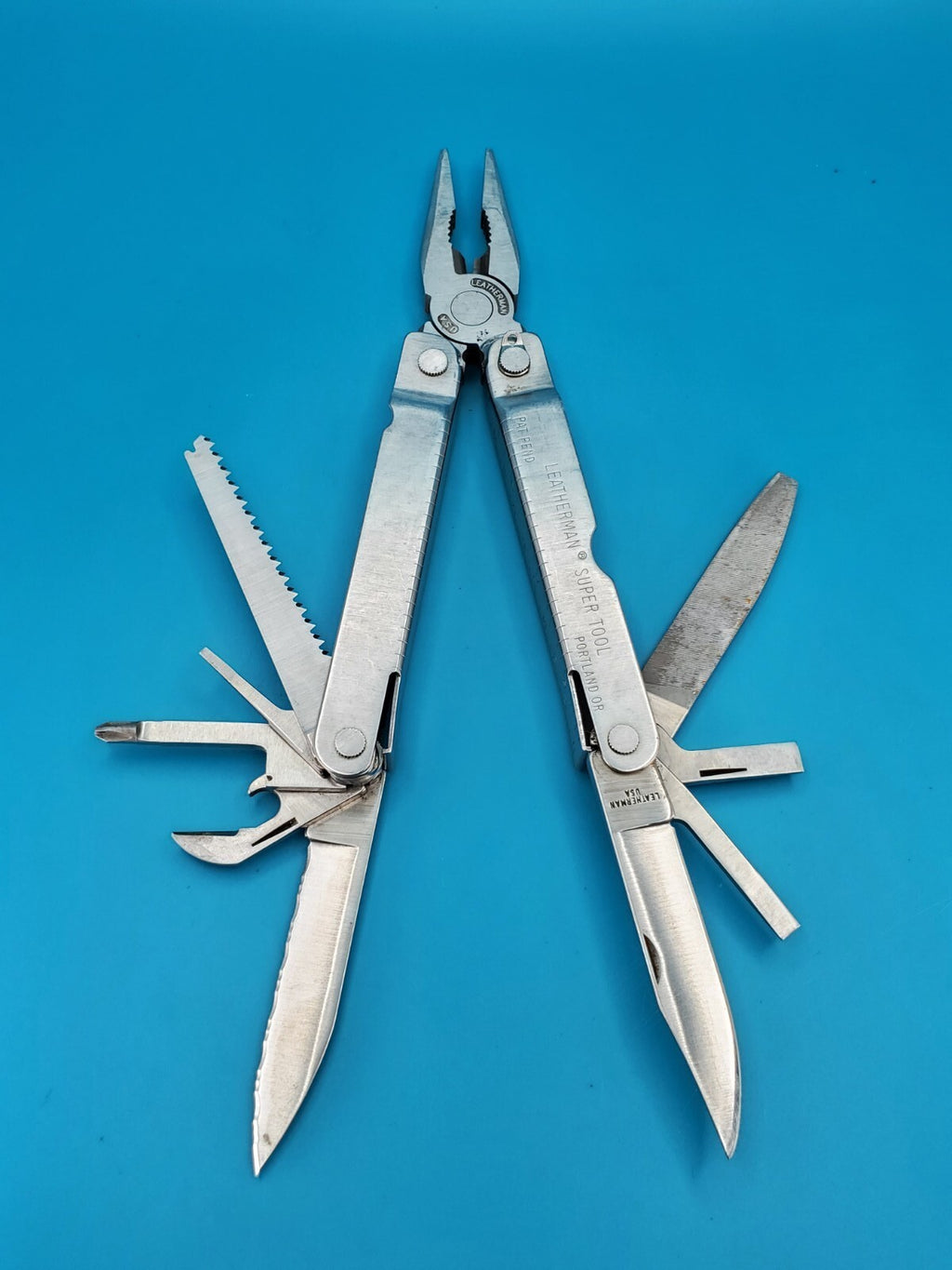 LEATHERMAN Super TOOL Multi Function Tool PLIERS, Stainless! 08-95 DATE!