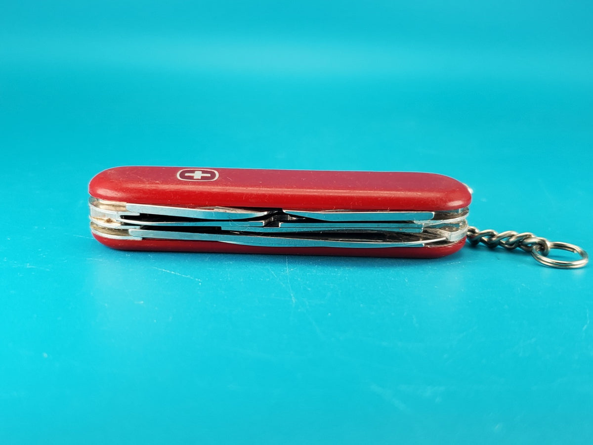 Wenger Traveler Red Swiss Army Knife Multi Tool!