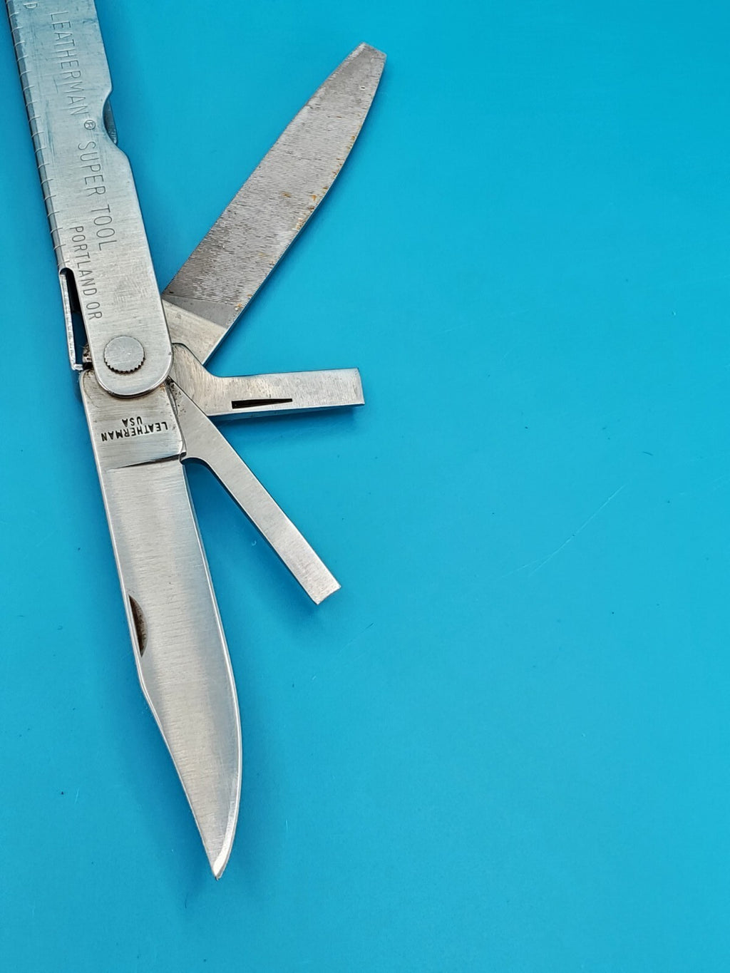 LEATHERMAN Super TOOL Multi Function Tool PLIERS, Stainless! 08-95 DATE!