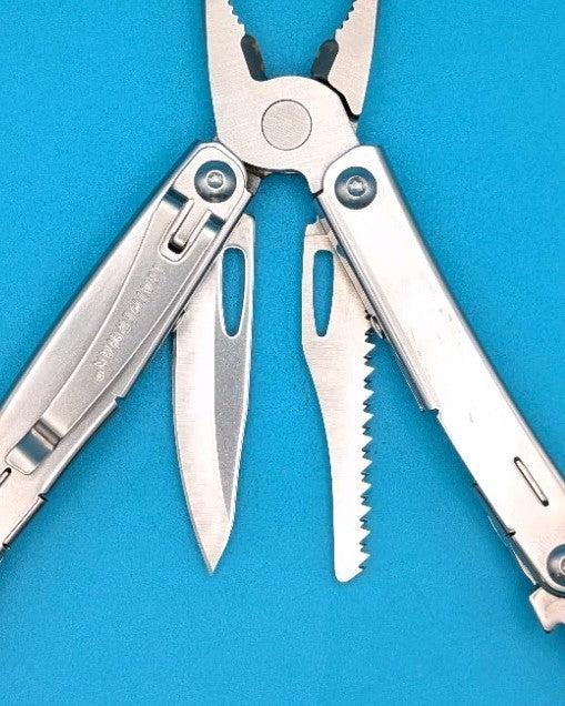 Leatherman Sidekick Multi-Tool, Knife, Pliers, Saw, Stainless!