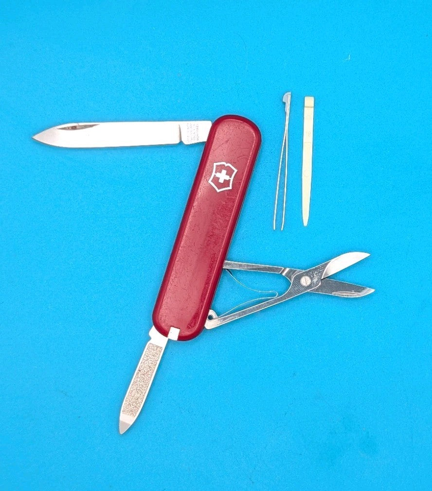 Victorinox Ambassador 74mm Swiss Army Knife Multi Tool!