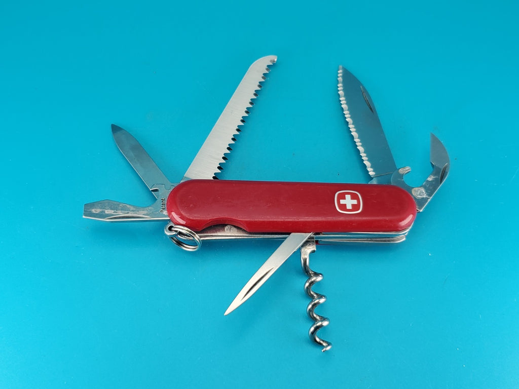 Wenger Alpine Backpacker Swiss Army Knife Multi Tool! With Serrated Blade!