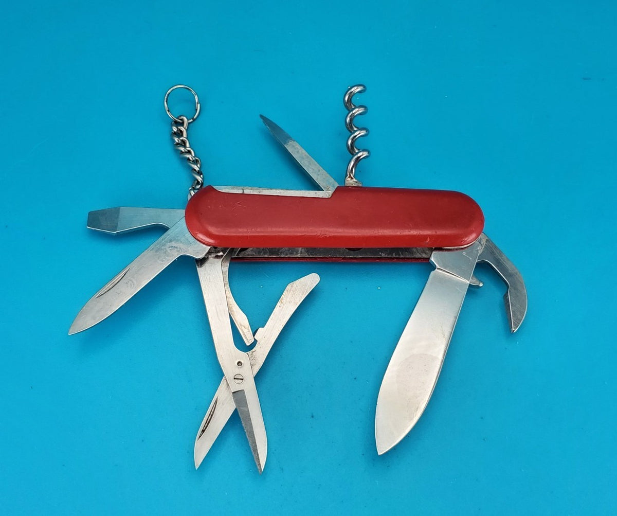 Wenger Traveler Red Swiss Army Knife Multi Tool!