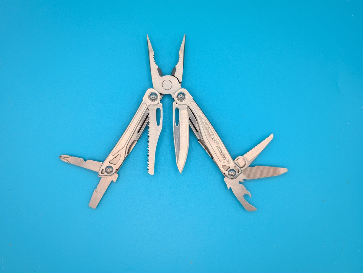 Leatherman Sidekick Multi-Tool, Knife, Pliers, Saw, Stainless! With Sheath!
